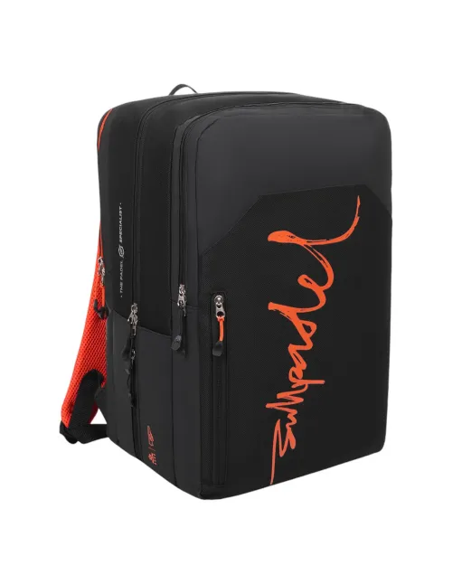 Mochila Bullpadel BPM25008 Ionic Negra | Ofertas de pádel
